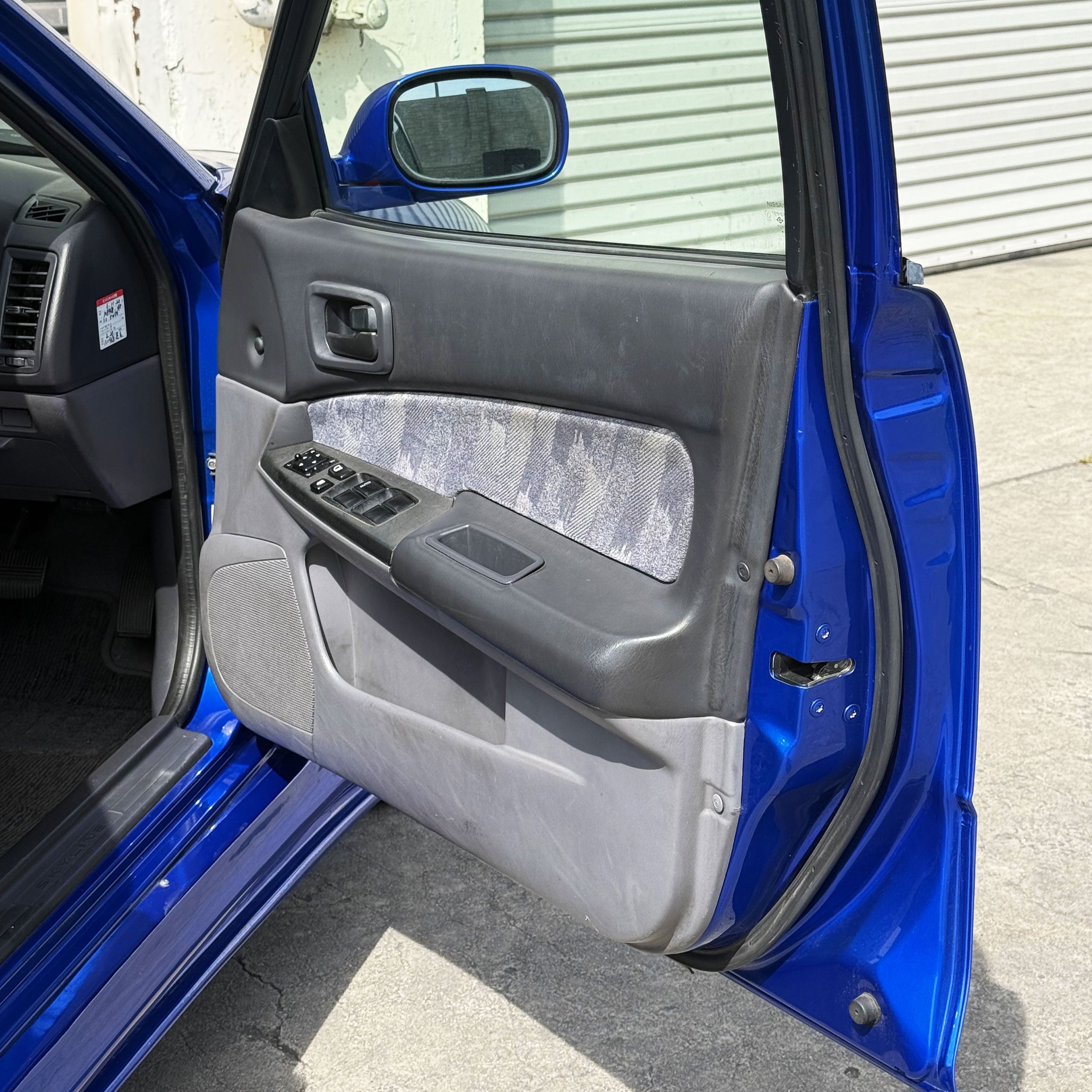 2000 Nissan Bayside Blue Skyline HR34 GT