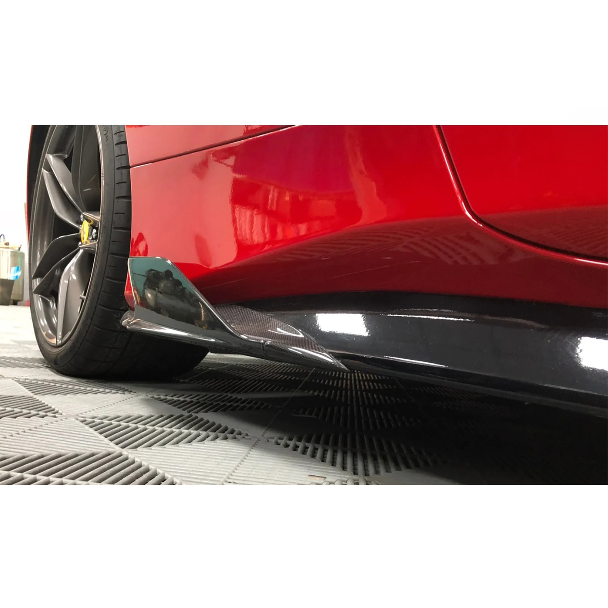 Carbon Fiber Corner Side Skirt Winglet for Ferrari 488– Bull Boost ...