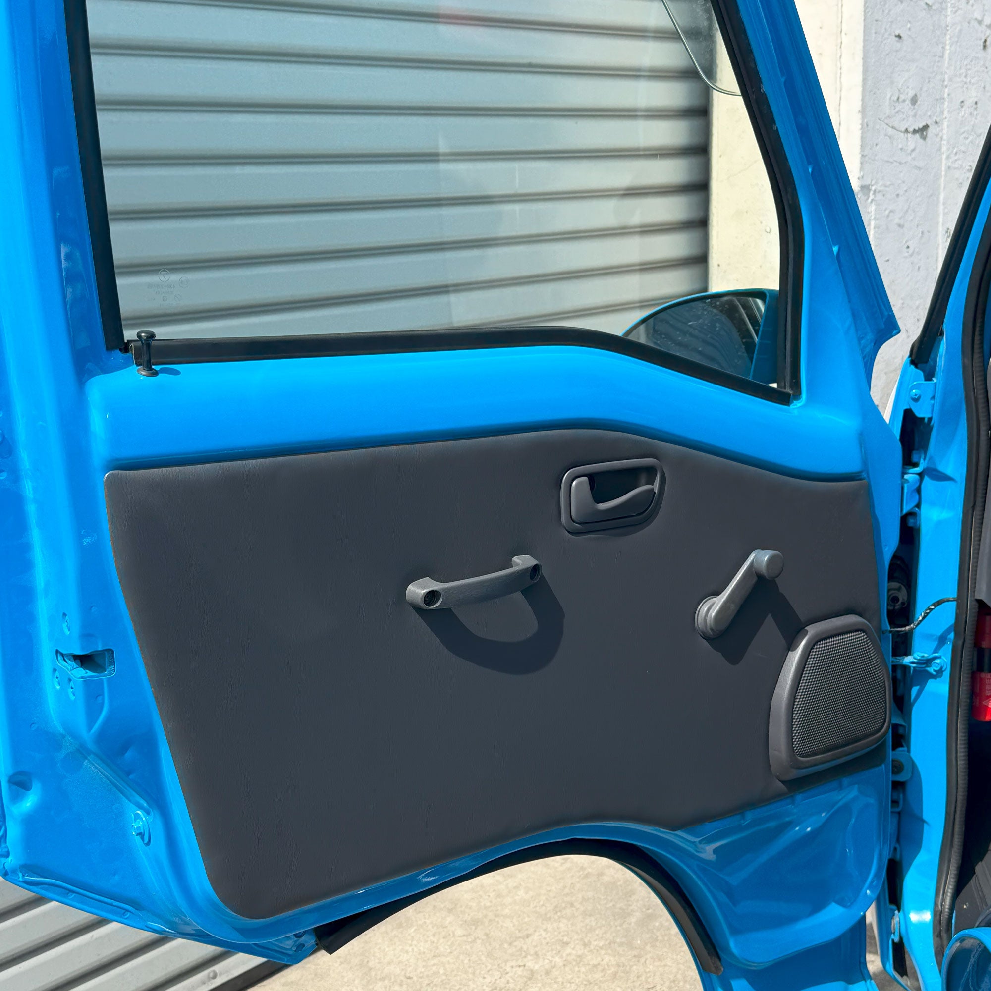 1999 Subaru Sambar TT1 2WD