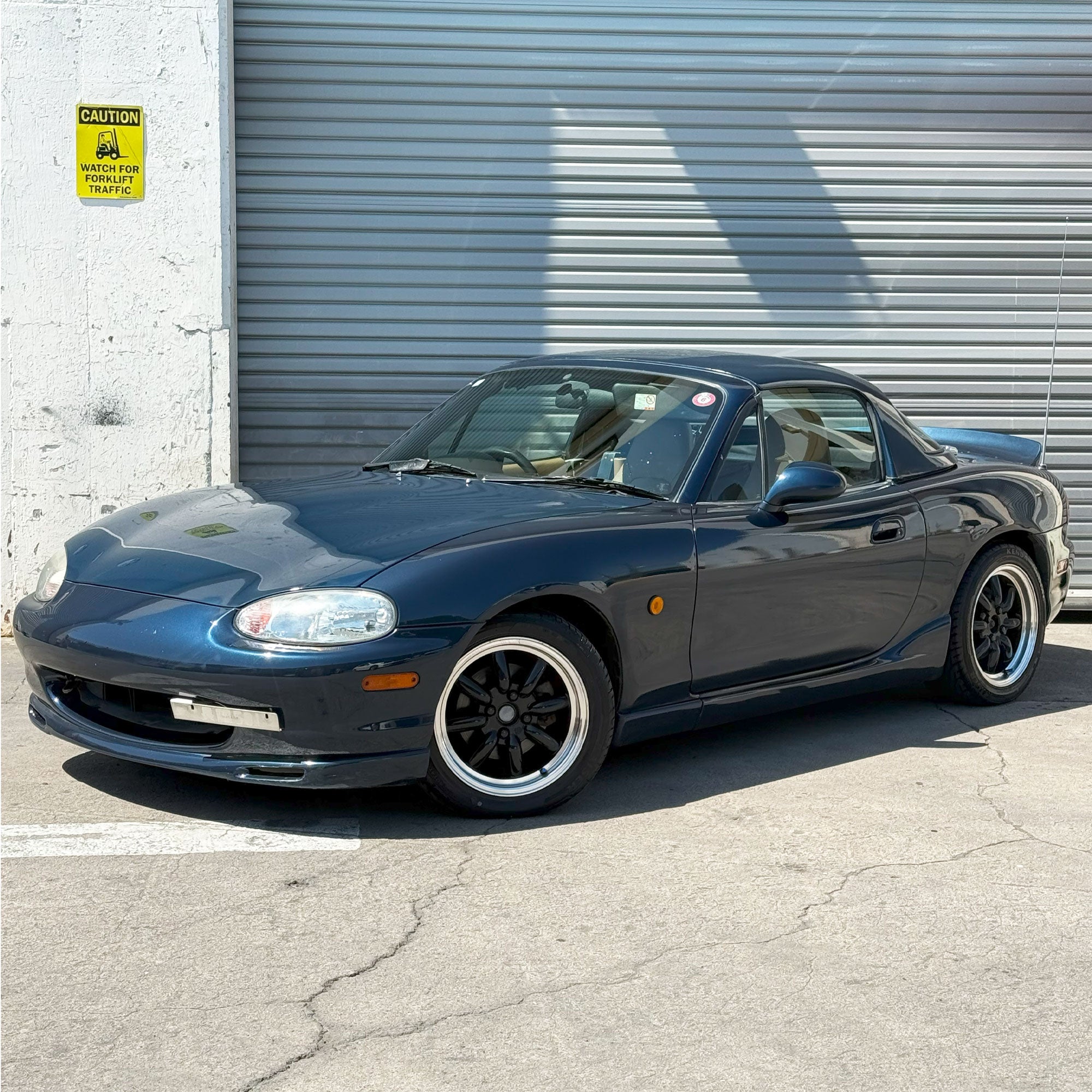1998 Mazda Roadster NB8C VS Hardtop Edition